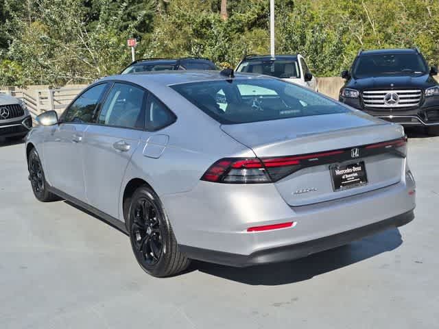 Used 2025 Honda Accord SE image 6