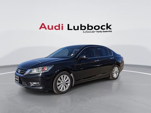 Used 2014 Honda Accord Touring image 4
