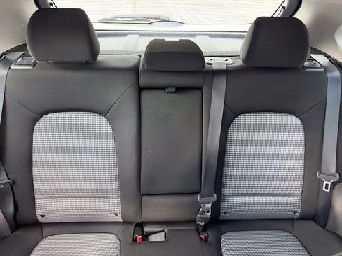 Used 2021 Hyundai Kona SE FWD image 26
