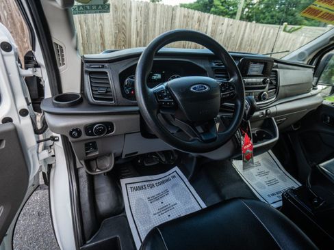 Used 2024 Ford Transit 250 148 Medium Roof Extended AWD image 26
