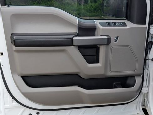 Used 2019 Ford F150 XLT RWD image 10