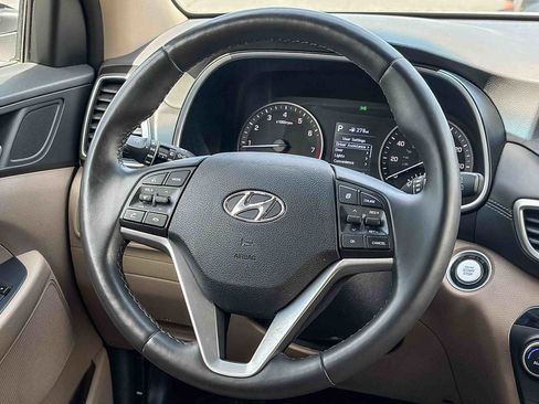 Used 2021 Hyundai Tucson Limited AWD/4WD image 14