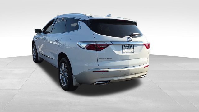 Certified 2023 Buick Enclave Essence w/ Experience Buick Package FWD image 9