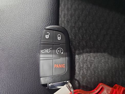 New 2026 Jeep Compass Latitude image 35