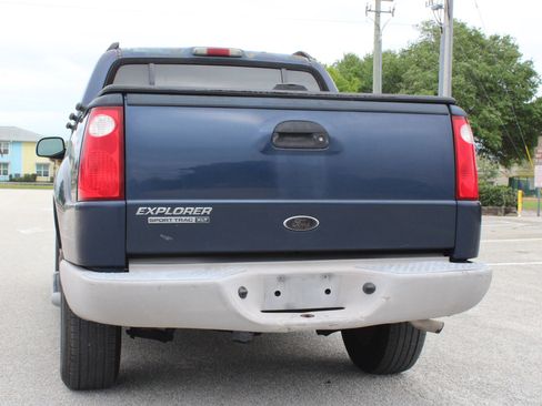 Used 2003 Ford Explorer Sport Trac XLS image 4
