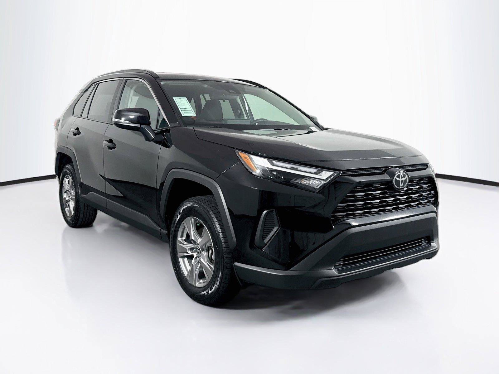 Certified 2025 Toyota RAV4 XLE AWD/4WD image 9