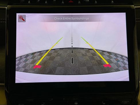 Used 2023 Jeep Grand Cherokee L Limited AWD/4WD image 23