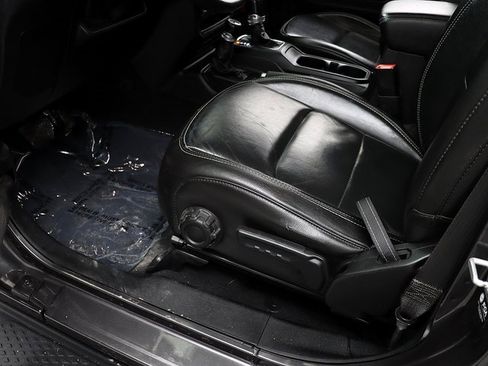 Used 2021 Jeep Gladiator Overland w/ Popular Equipment Package image 26