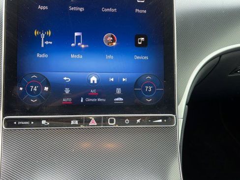 Used 2024 Mercedes-Benz GLC 300 image 26