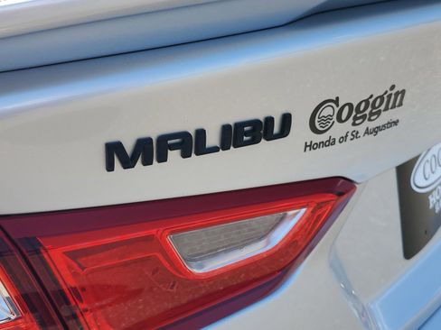 Used 2021 Chevrolet Malibu RS image 29