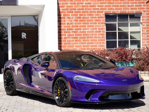 Used 2023 McLaren GT RWD image 1
