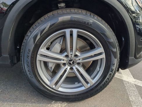 Certified 2021 Mercedes-Benz GLC 300 4MATIC image 8