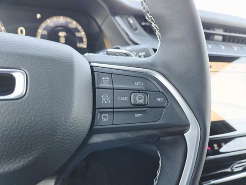 New 2026 Jeep Grand Cherokee Altitude image 21