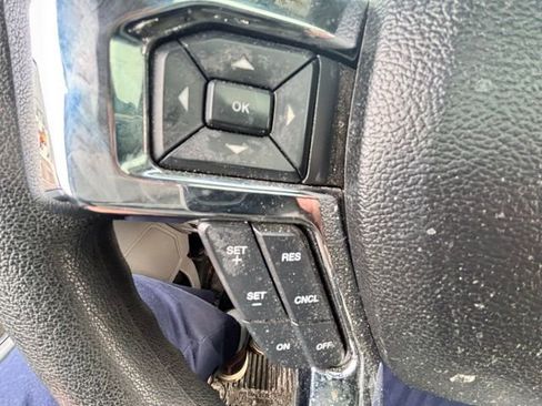 Used 2017 Ford F250 XLT w/ XLT Value Package image 14