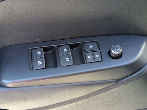 Used 2019 Toyota Highlander Limited AWD/4WD image 11