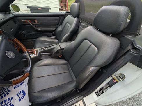 Used 2002 Mercedes-Benz SLK 320 image 18