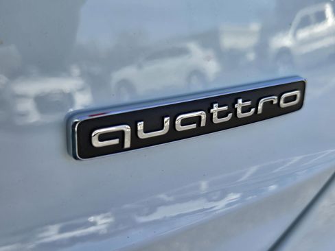 Used 2025 Audi Q3 2.0T Premium Plus w/ Premium Plus Package image 10