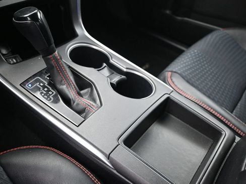 Used 2015 Toyota Camry SE FWD image 25