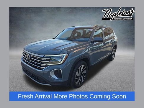 Used 2025 Volkswagen Atlas SEL AWD/4WD image 1