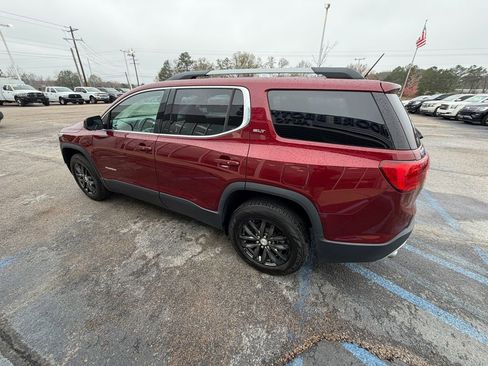 Used 2017 GMC Acadia SLT image 4