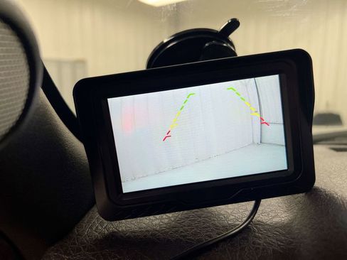 Used 2013 Ford F150 XLT w/ XLT Chrome Pkg image 15