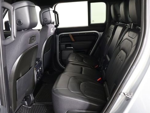 Used 2020 Land Rover Defender 110 X image 39