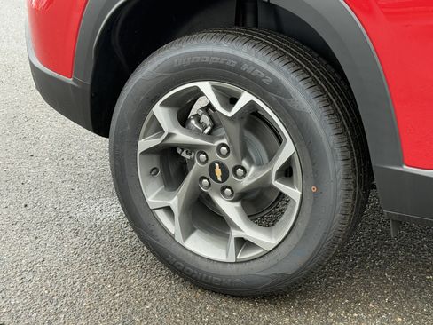 New 2026 Chevrolet Trax LT w/ Driver Confidence Package image 34