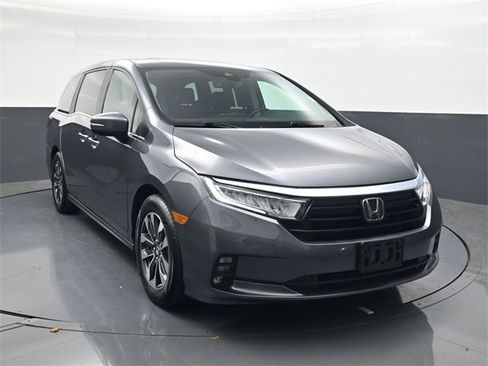 Used 2024 Honda Odyssey EX-L image 2