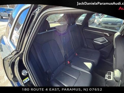 Used 2025 Audi Q3 2.0T Premium w/ Convenience Package image 19