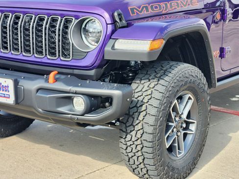 New 2026 Jeep Gladiator Mojave image 9