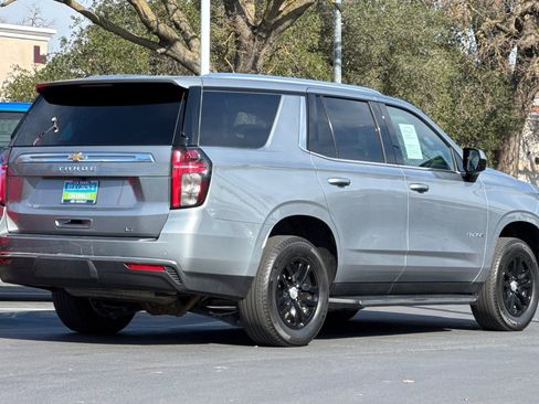 Used 2024 Chevrolet Tahoe LT image 3