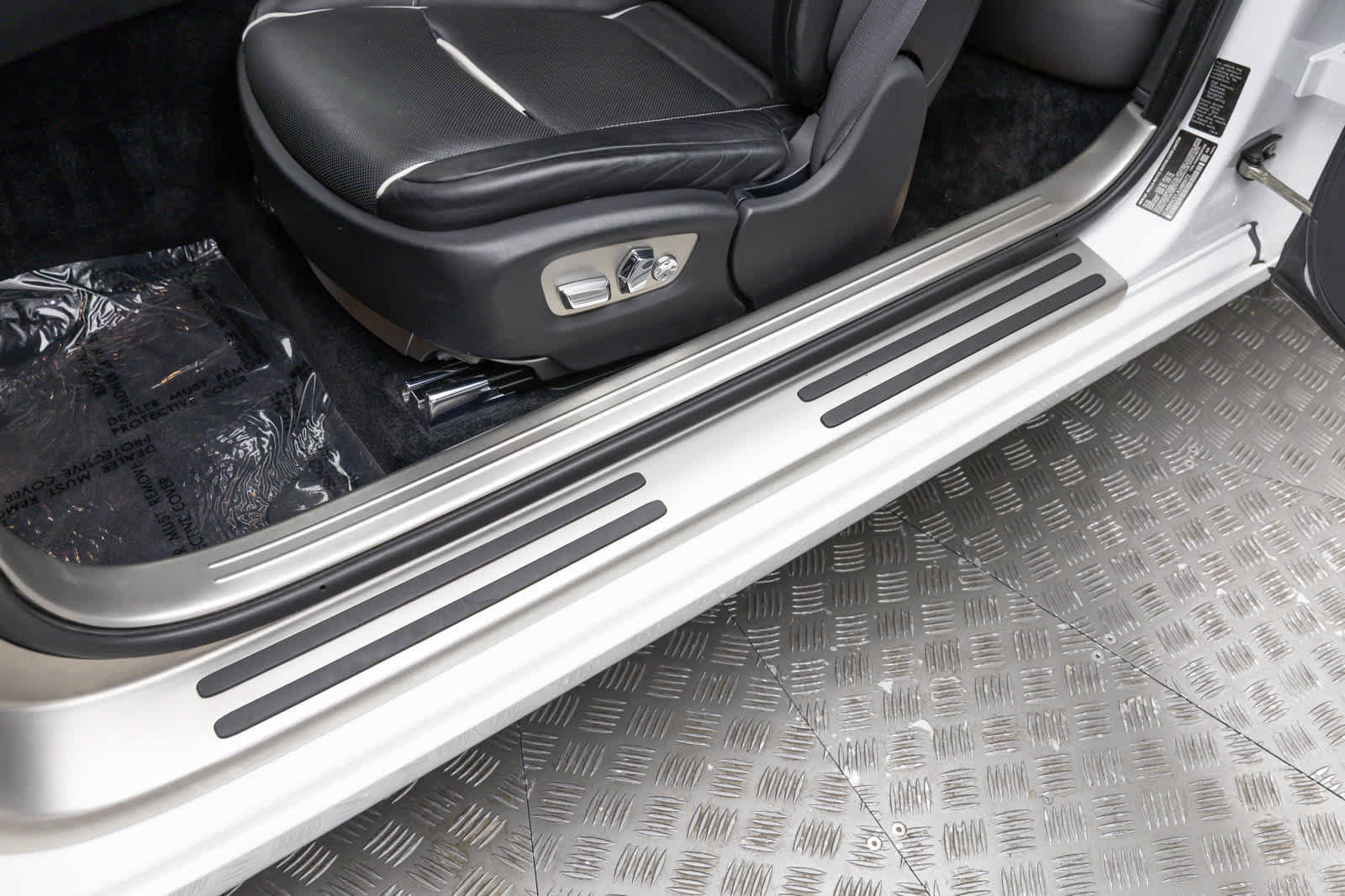 Certified 2018 Rolls-Royce Wraith RWD image 57