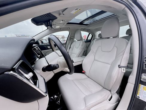 Certified 2024 Volvo S60 B5 Plus image 13