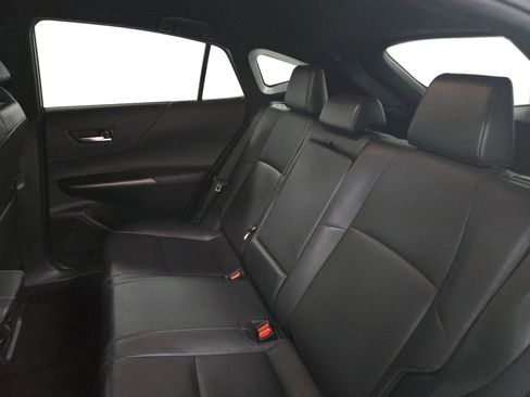 Used 2021 Toyota Venza XLE w/ Softex Package image 14