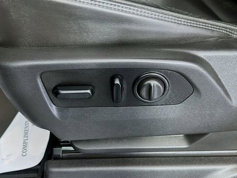 Used 2021 Chevrolet Silverado 1500 High Country image 20