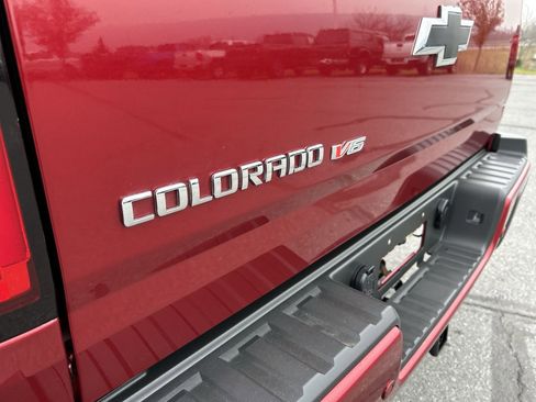 Used 2020 Chevrolet Colorado Z71 image 11