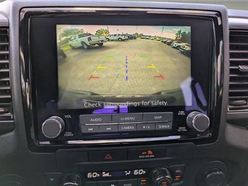 Used 2022 Nissan Frontier Pro-X w/ Technology Package image 28