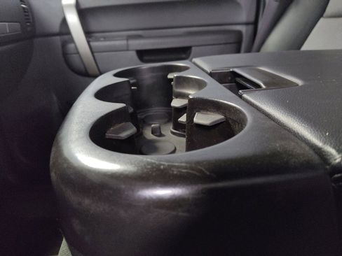 Used 2013 Chevrolet Silverado 1500 LT image 26