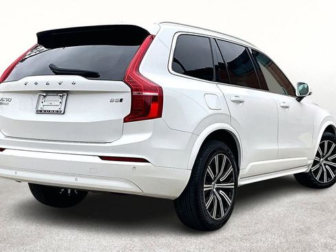 Used 2023 Volvo XC90 B5 Core w/ Climate Package image 2