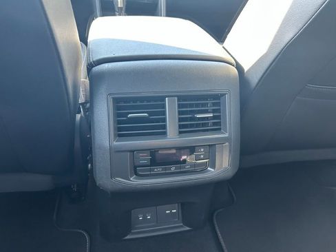 Used 2022 Volkswagen Atlas SE w/ Panoramic Sunroof Package image 48