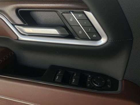 New 2026 GMC Sierra 3500 Denali Ultimate AWD/4WD image 23