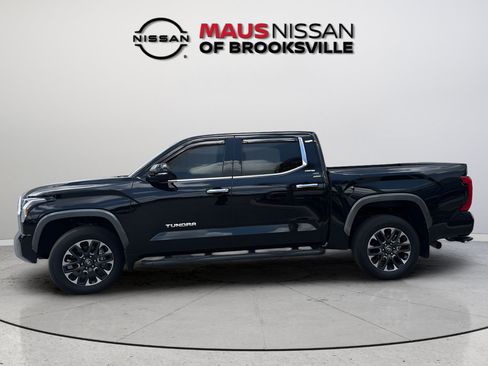 Used 2025 Toyota Tundra Limited AWD/4WD image 5