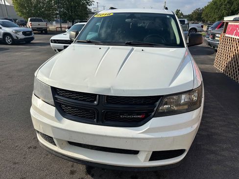 Used 2018 Dodge Journey SE w/ Popular Equipment Group image 3
