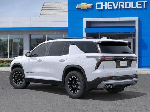 New 2026 Chevrolet Traverse Z71 w/ Enhanced Driving Package AWD/4WD image 3