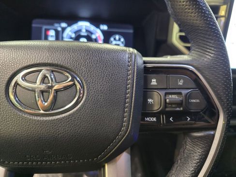 Used 2023 Toyota Tundra Platinum AWD/4WD image 22
