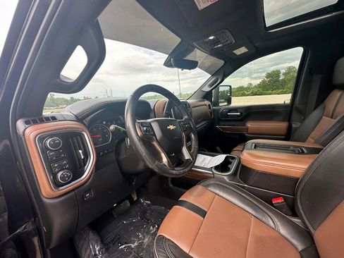 Used 2021 Chevrolet Silverado 2500 High Country w/ Z71 Off-Road Package AWD/4WD image 26