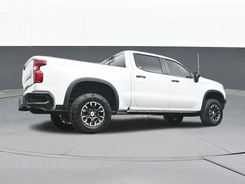 Used 2024 Chevrolet Silverado 1500 ZR2 w/ Technology Package AWD/4WD image 59