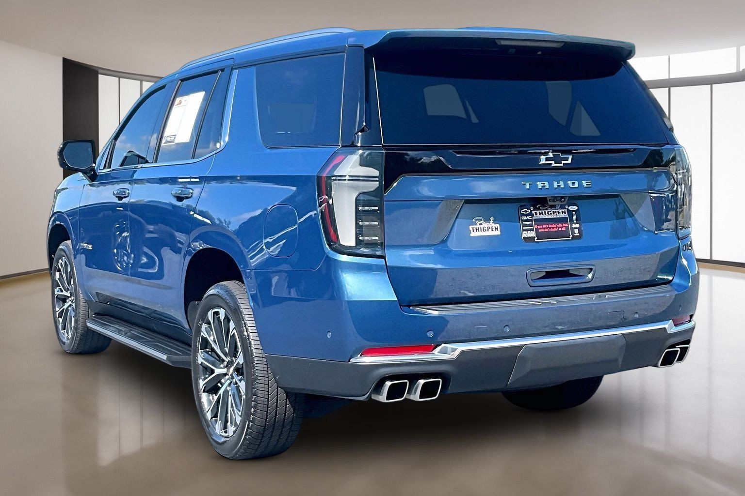 Used 2025 Chevrolet Tahoe High Country RWD image 5