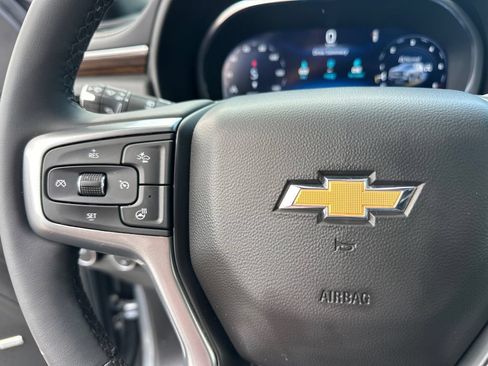 Used 2023 Chevrolet Tahoe Premier AWD/4WD image 27