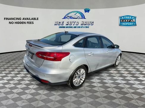 Used 2017 Ford Focus Titanium w/ Titanium Technology Package image 7